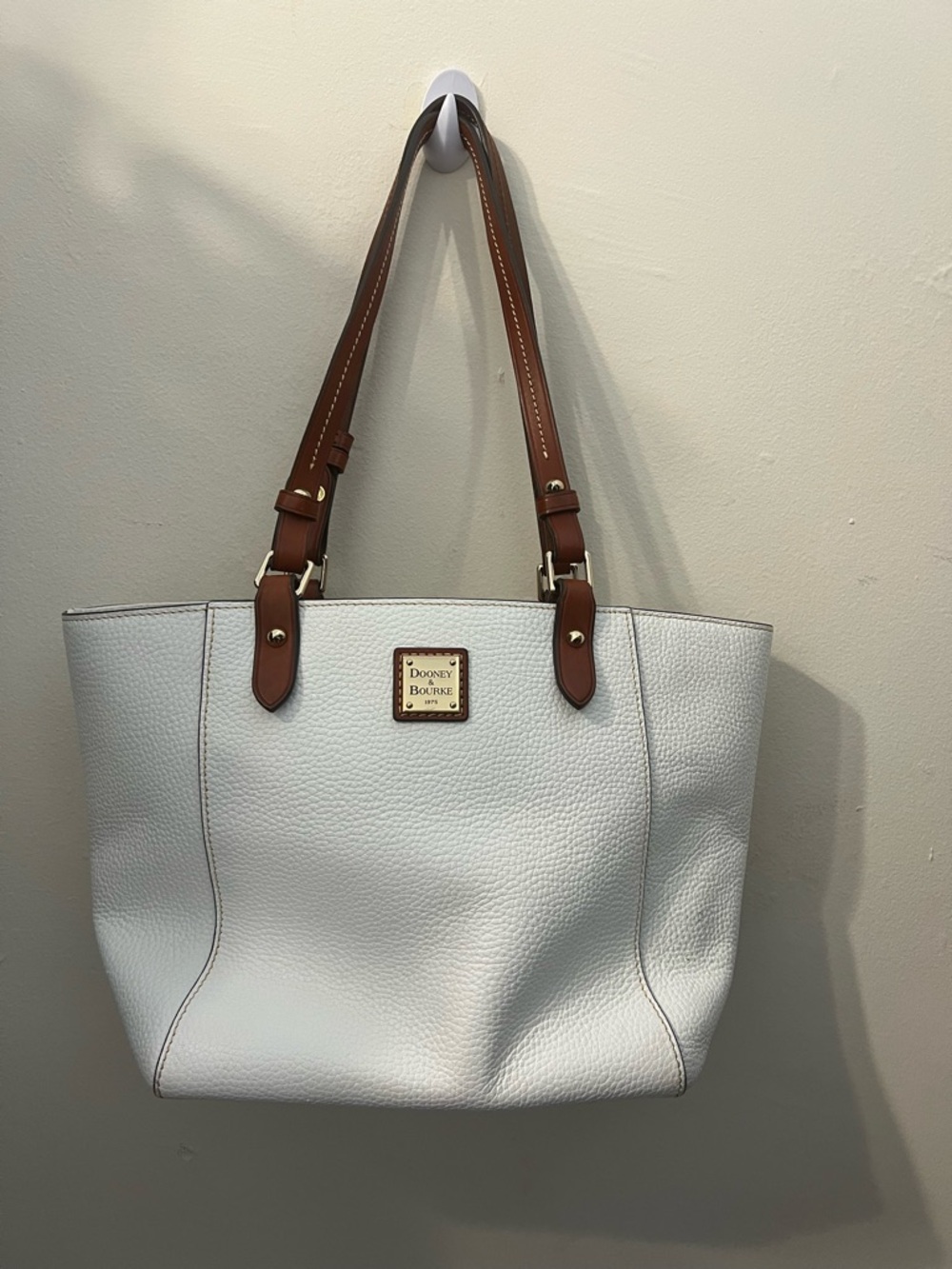 Gorgeous Dooney & Bourke White Pebble Leather Tote with Brown Straps